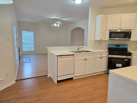 1611 Monvale Lane Sugar Land TX 77479