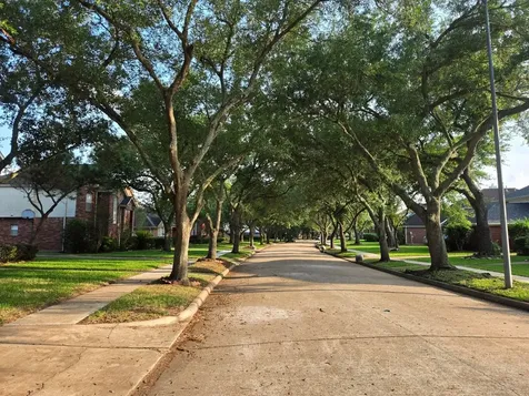 1611 Monvale Lane Sugar Land TX 77479