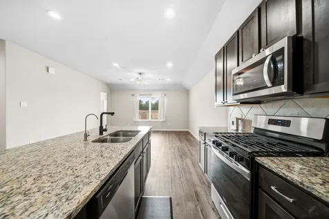 5235 James Michael Drive Rosharon TX 77583