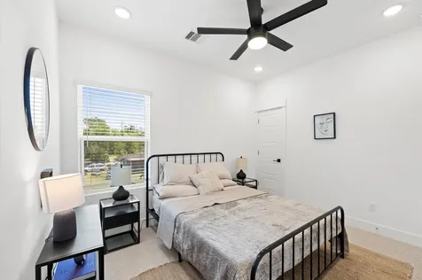 5808 Highland Sky Lane Houston TX 77091