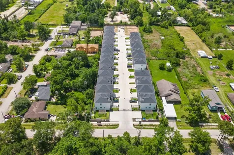 5808 Highland Sky Lane Houston TX 77091