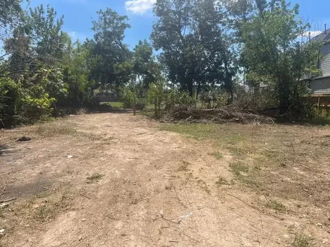 2602 Paul Quinn Street Houston TX 77091