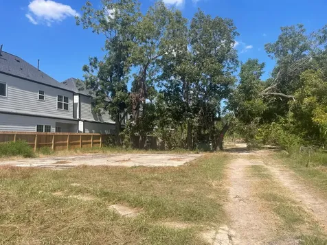 2602 Paul Quinn Street Houston TX 77091