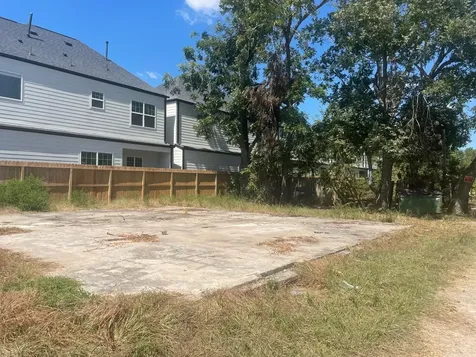 2602 Paul Quinn Street Houston TX 77091