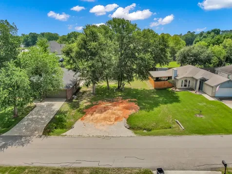 Lot 14 Paradise Lane Montgomery TX 77356