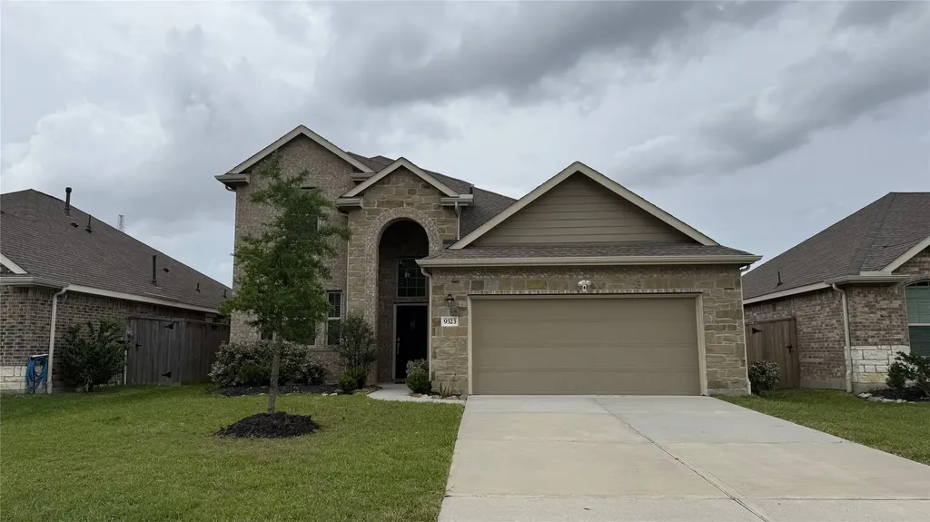 9323 Darby Knoll Way Houston TX 77365