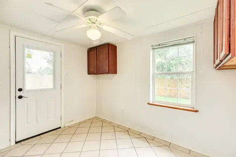 105 Sugar Cane Trace Lake Jackson TX 77566