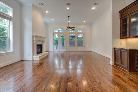 6520 Rodrigo Street Houston TX 77007