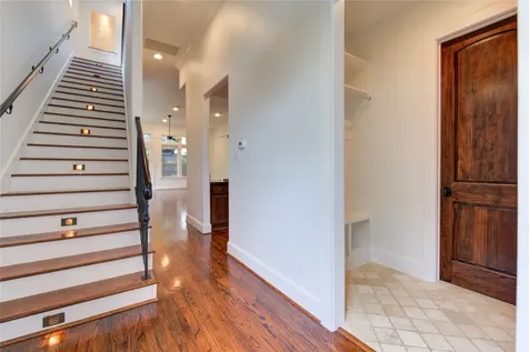 6520 Rodrigo Street Houston TX 77007
