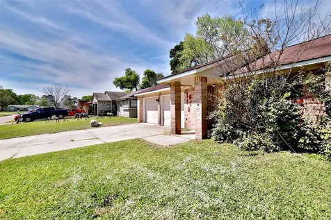 10119 Valley Club Drive Houston TX 77078