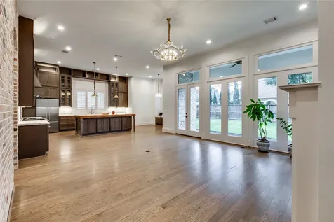 3302 Elmridge Street Houston TX 77025