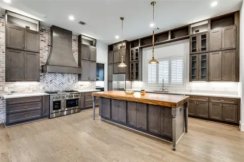 3302 Elmridge Street Houston TX 77025