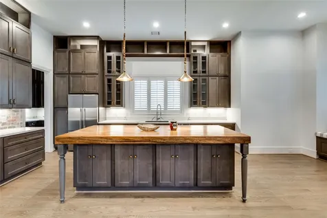 3302 Elmridge Street Houston TX 77025