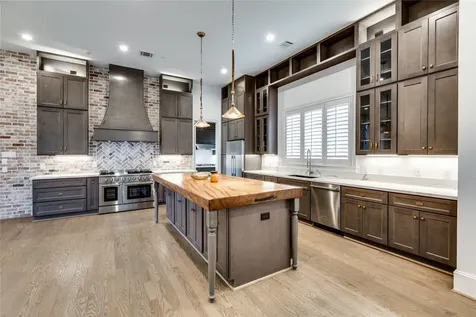 3302 Elmridge Street Houston TX 77025