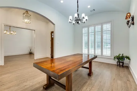 3302 Elmridge Street Houston TX 77025