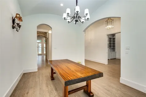 3302 Elmridge Street Houston TX 77025