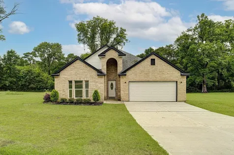 113 County Road 645 Dayton TX 77535