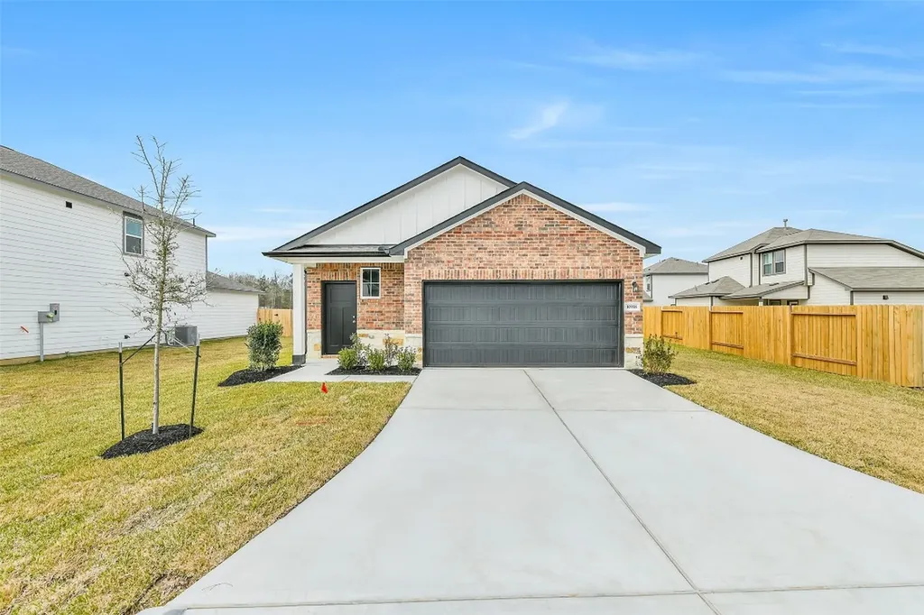 10938 Independence Road Cleveland TX 77328