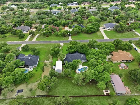 173 Bobby Lynn Drive Adkins TX 78101