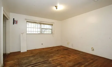 8215 Glencrest Street Houston TX 77061