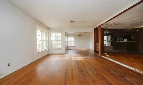 8215 Glencrest Street Houston TX 77061