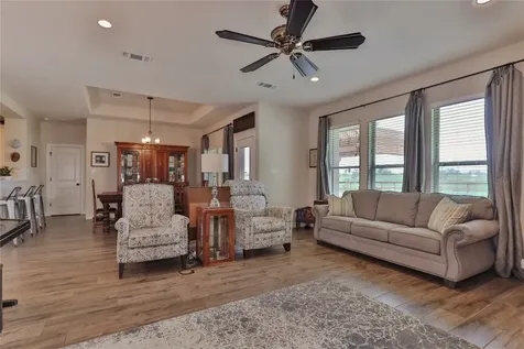 461 Twin Lakes Boulevard W West Columbia TX 77486