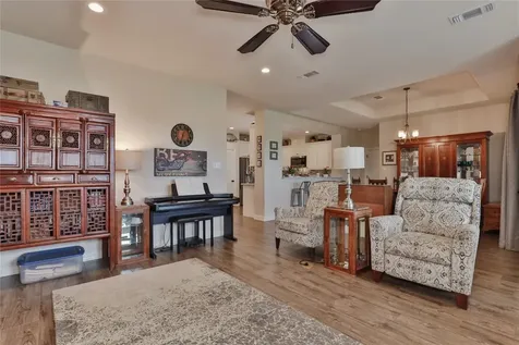 461 Twin Lakes Boulevard W West Columbia TX 77486