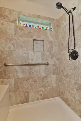 461 Twin Lakes Boulevard W West Columbia TX 77486