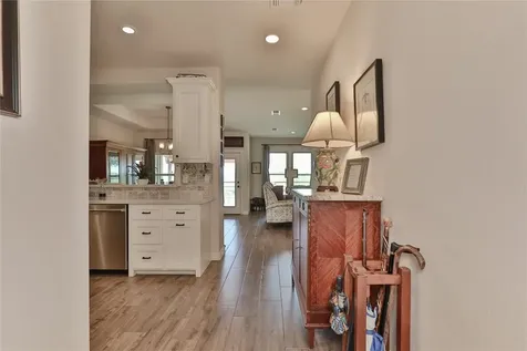 461 Twin Lakes Boulevard W West Columbia TX 77486