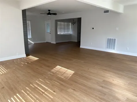 4901 Winnetka Street Houston TX 77021