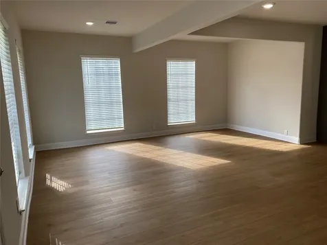 4901 Winnetka Street Houston TX 77021