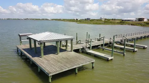 Lot 17 Blk 2 Bay Club Drive Seadrift TX 77983