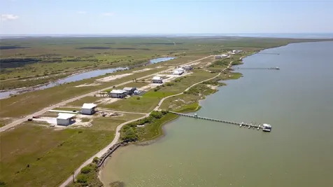 Lot 17 Blk 2 Bay Club Drive Seadrift TX 77983