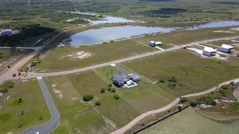 Lot 17 Blk 2 Bay Club Drive Seadrift TX 77983