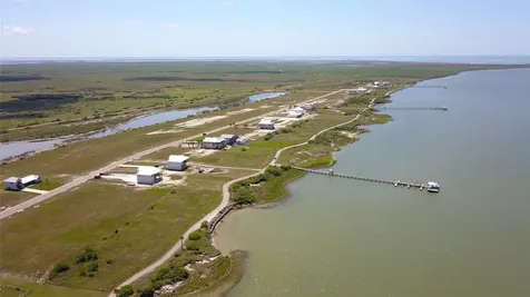 Lot 17 Blk 2 Bay Club Drive Seadrift TX 77983
