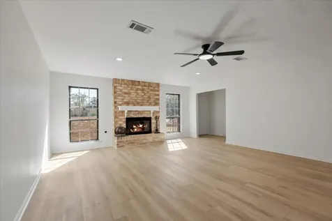 20 Woody Creek Drive Conroe TX 77301