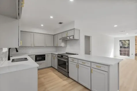 20 Woody Creek Drive Conroe TX 77301