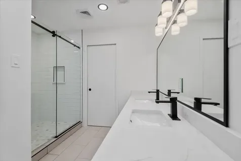 20 Woody Creek Drive Conroe TX 77301