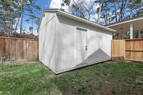 20 Woody Creek Drive Conroe TX 77301