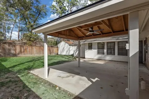20 Woody Creek Drive Conroe TX 77301