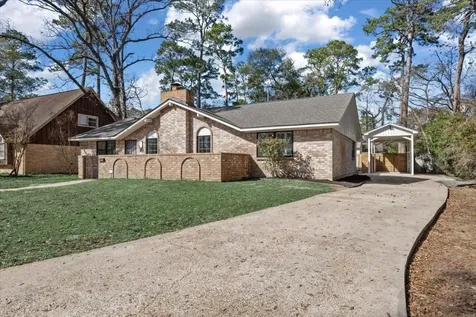 20 Woody Creek Drive Conroe TX 77301