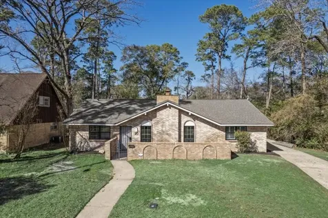 20 Woody Creek Drive Conroe TX 77301