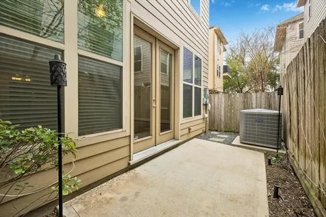 2611 Shady Woods Lane Houston TX 77008