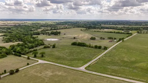 6807 Winedale Road Burton TX 77835