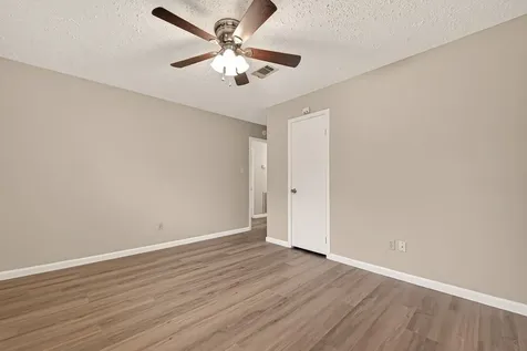 1519 Hitherfield Drive Sugar Land TX 77498