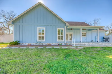 276 Resort Drive Livingston TX 77351