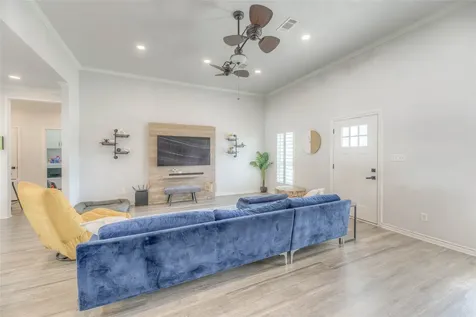 276 Resort Drive Livingston TX 77351