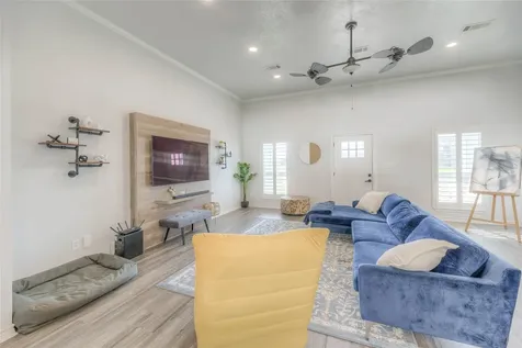 276 Resort Drive Livingston TX 77351