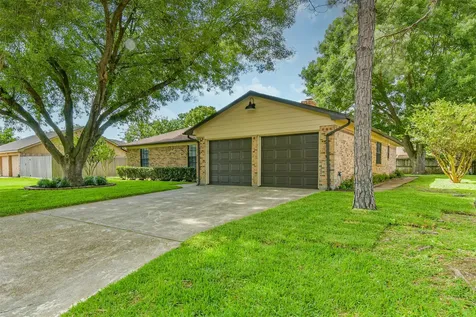 1413 23rd Avenue N Texas City TX 77590