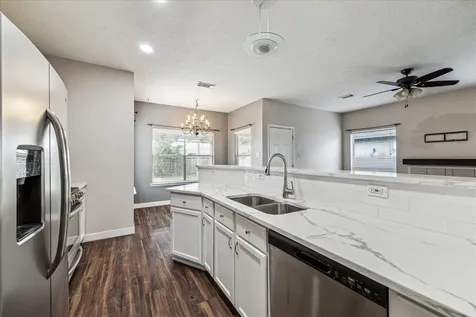 11902 Oakner Drive Tomball TX 77377